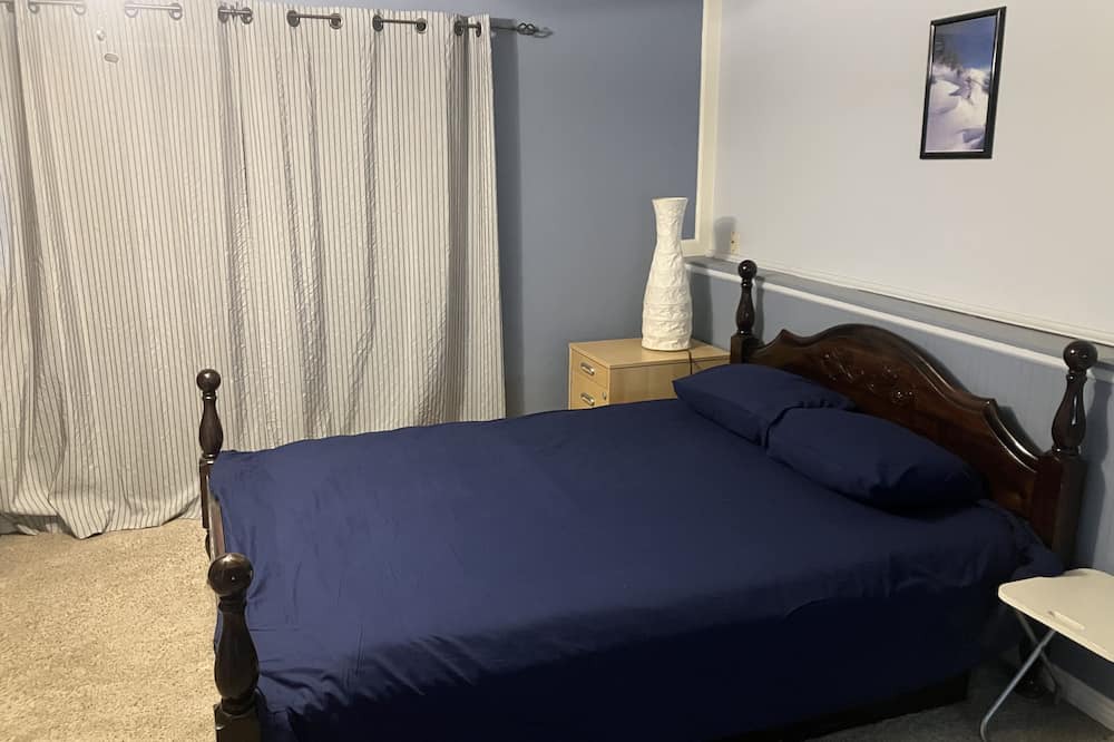 Photo of Bedroom in Golden