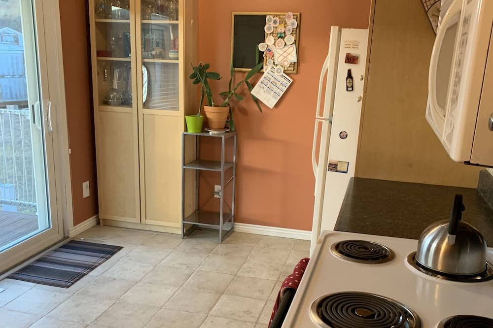 Photo of Kitchen in Golden