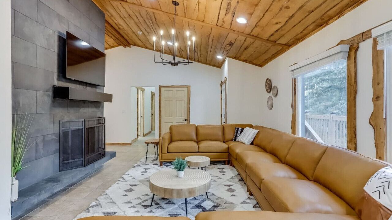 Photo of Livingroom in Doubleheader