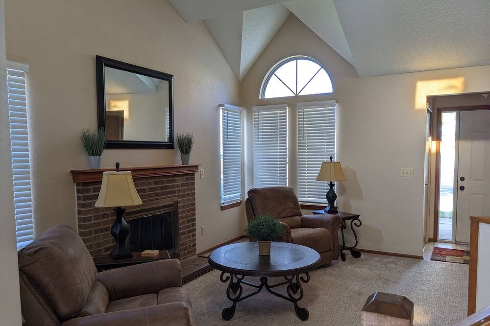 Photo of Livingroom in North Westminster