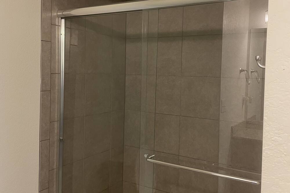 Photo of Bathroom in Green Valley Ranch