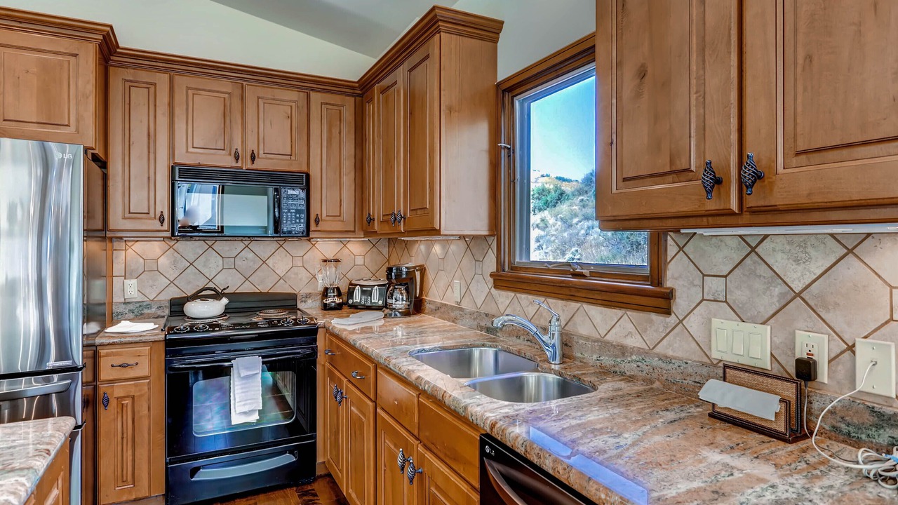 Photo of Kitchen in Highlands Townhomes