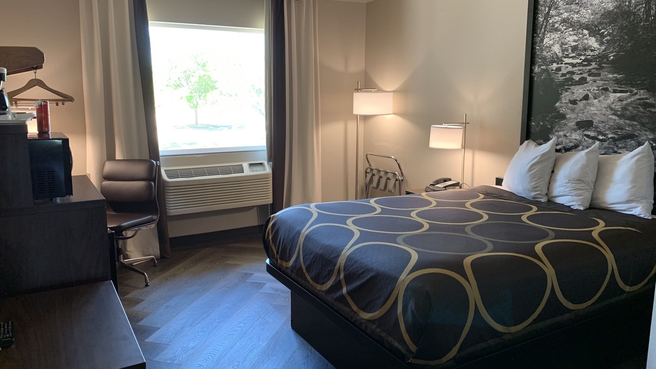 Photo of Bedroom in Greeley