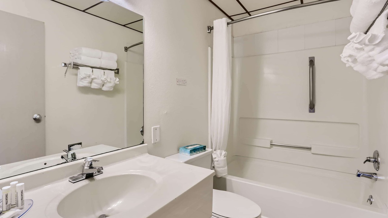 Photo of Bathroom in Loveland