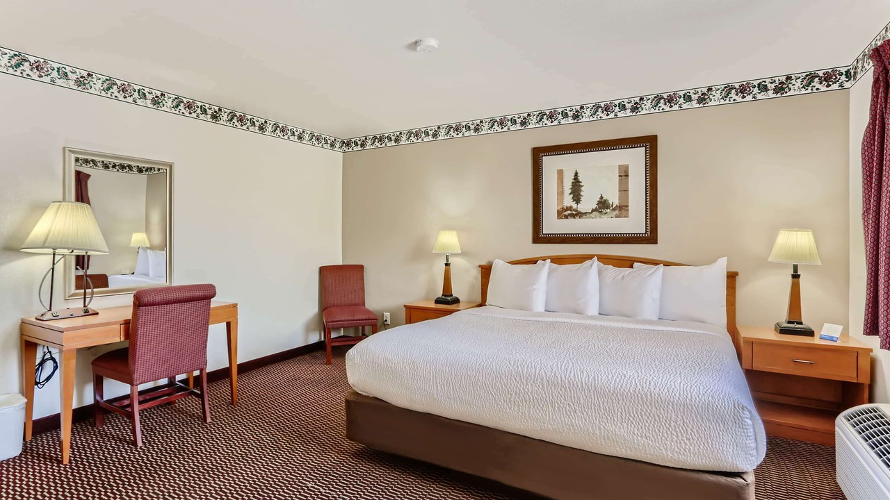 Photo of Bedroom in Loveland