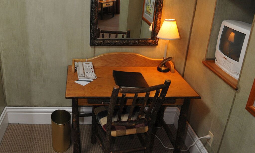 Photo of Bedroom in Manitou Springs Historic District
