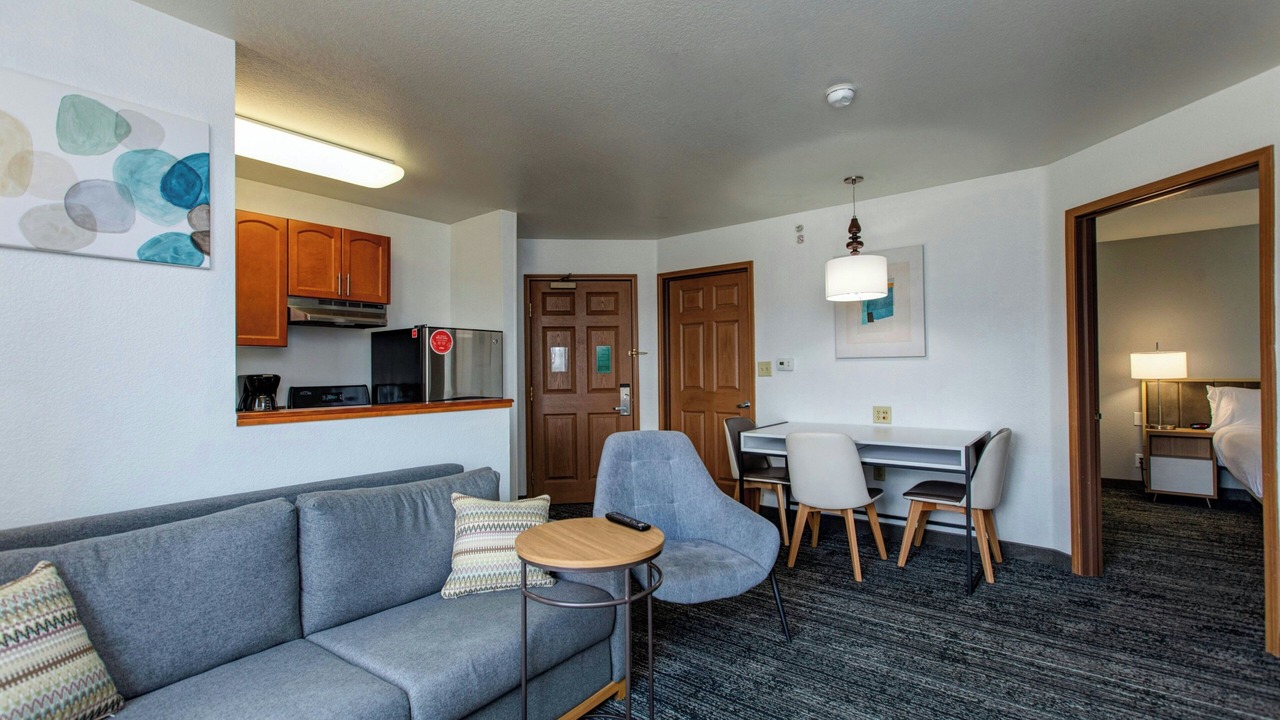 Photo of Bedroom in Ken Caryl