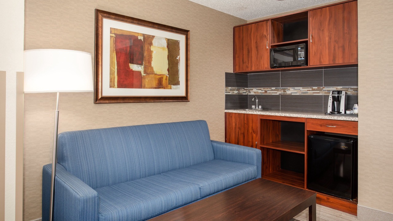 Photo of Bedroom in Ken Caryl