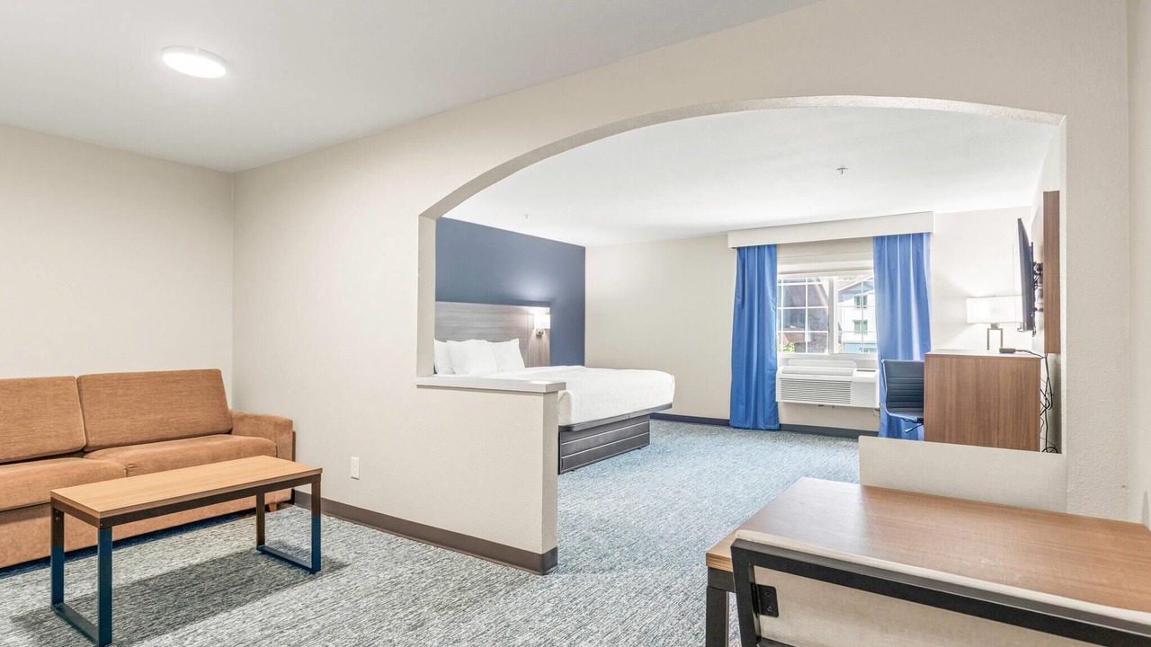 Photo of Bedroom in Glenwood Springs