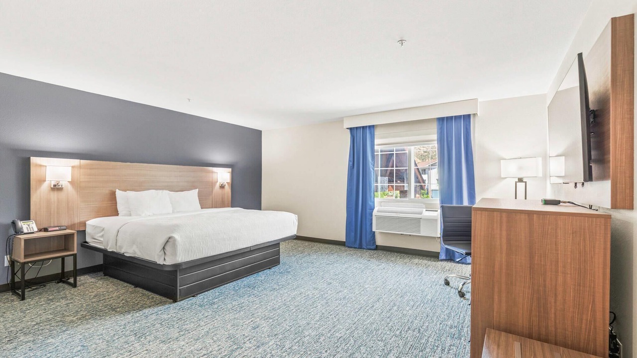 Photo of Bedroom in Glenwood Springs