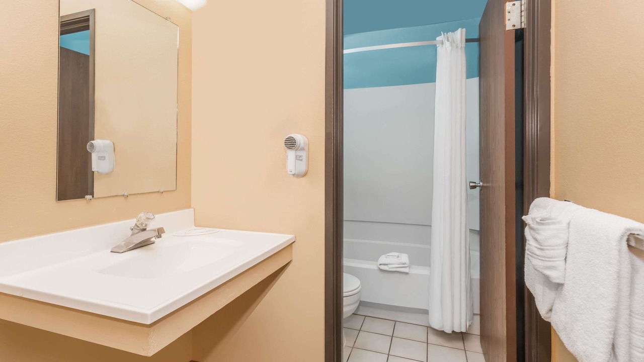 Photo of Bathroom in Dillon