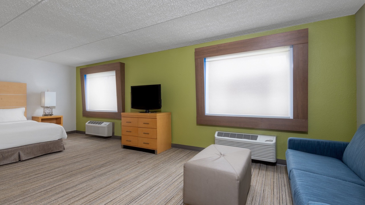 Photo of Bedroom in Wheat Ridge