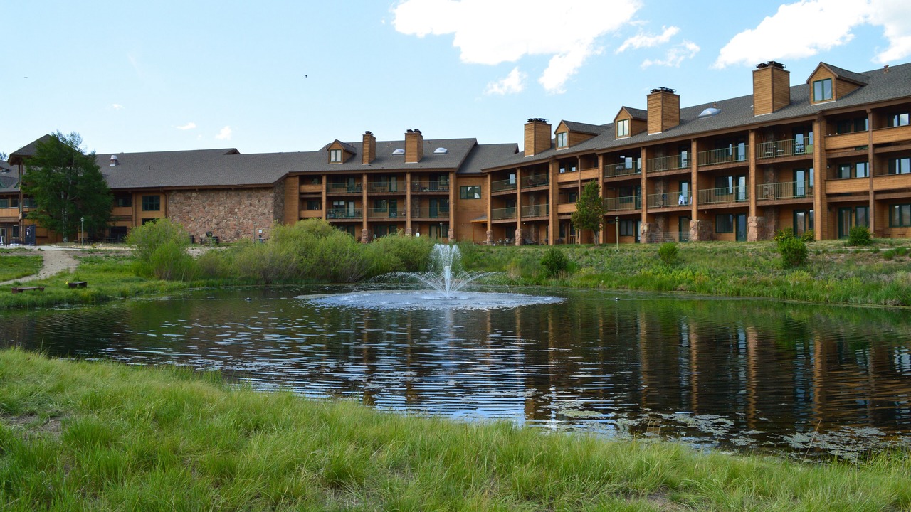 Photo of Buildings in Silvercreek