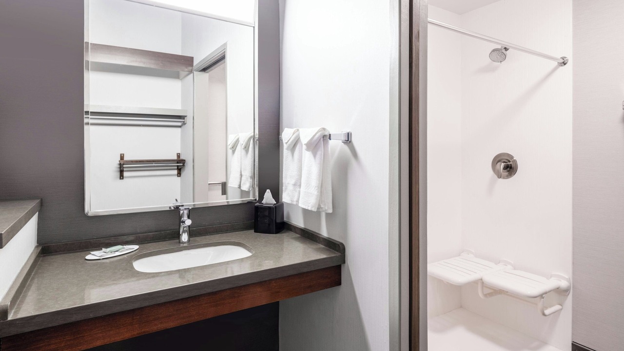 Photo of Bathroom in Golden