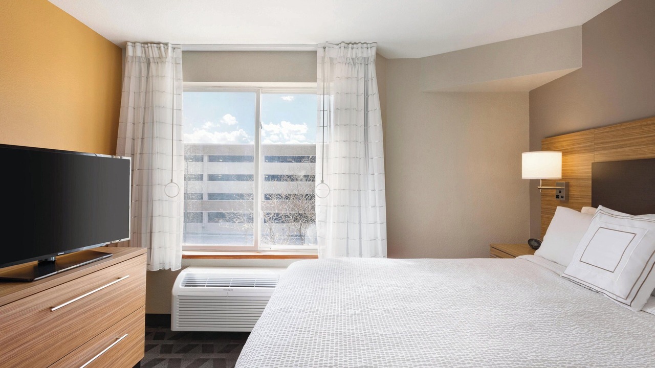 Photo of Bedroom in Lincoln Park