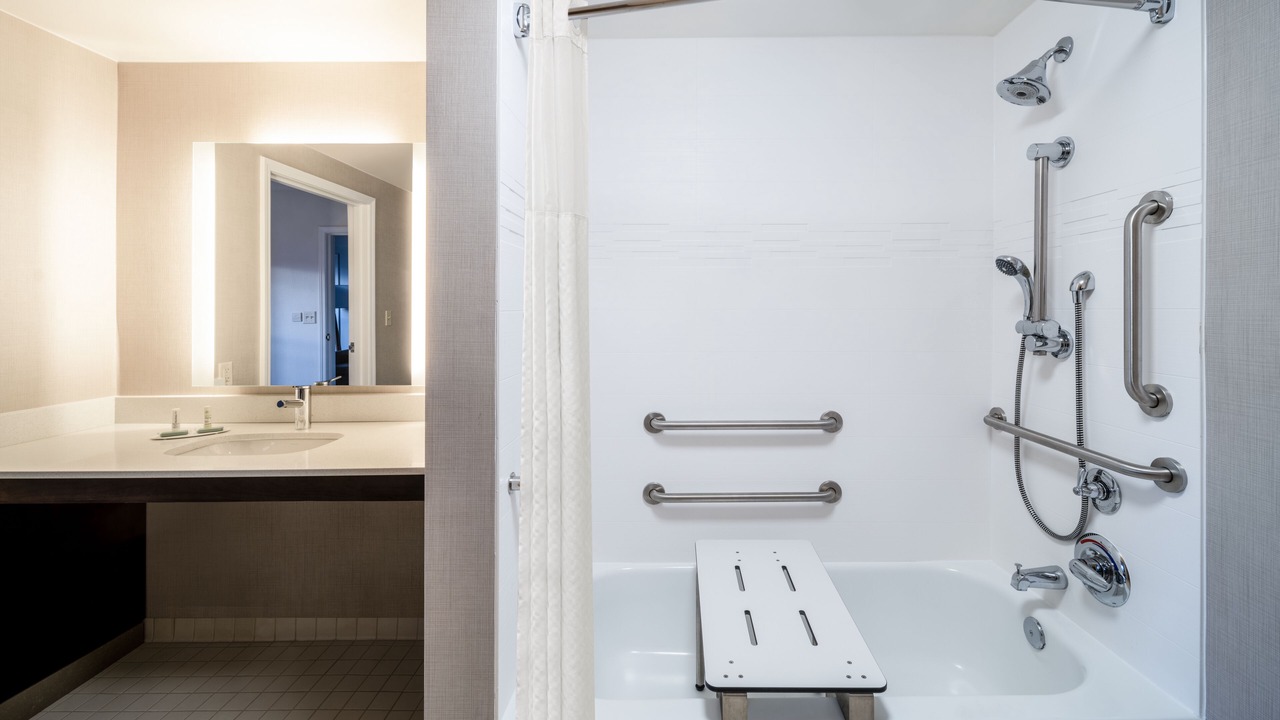Photo of Bathroom in Golden
