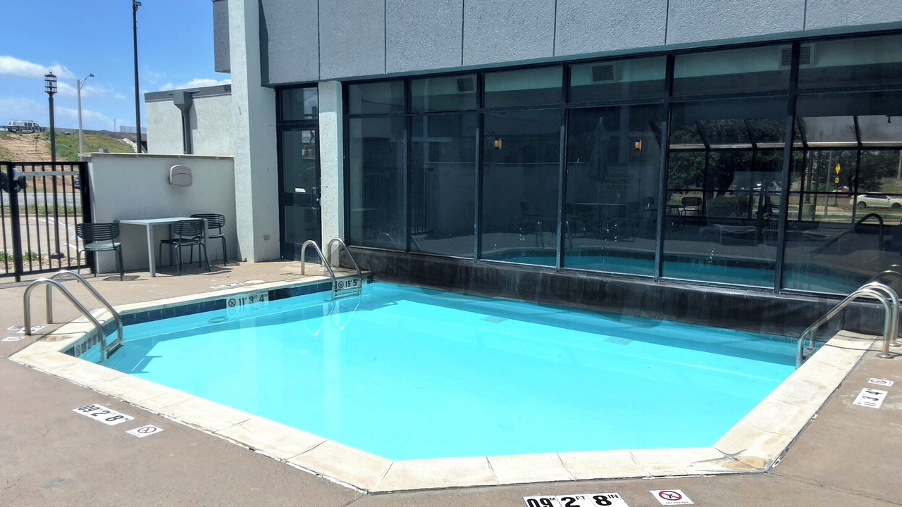 Photo of Outdoor in Montbello