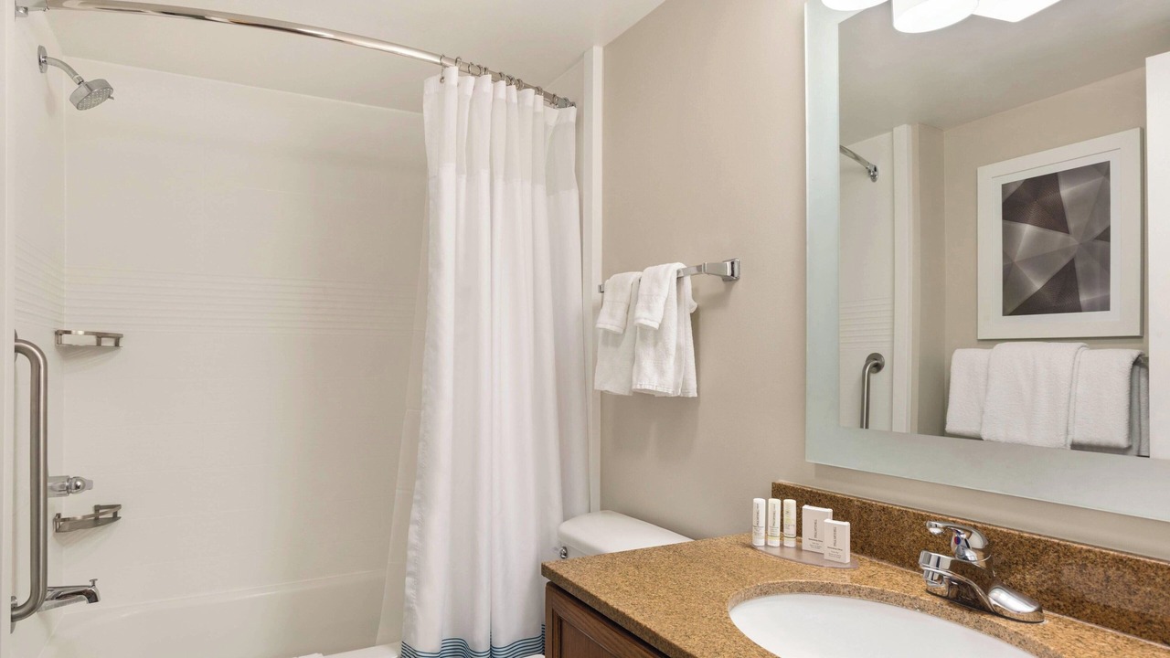 Photo of Bathroom in Golden