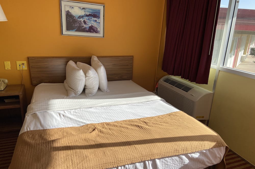 Photo of Bedroom in Walsenburg