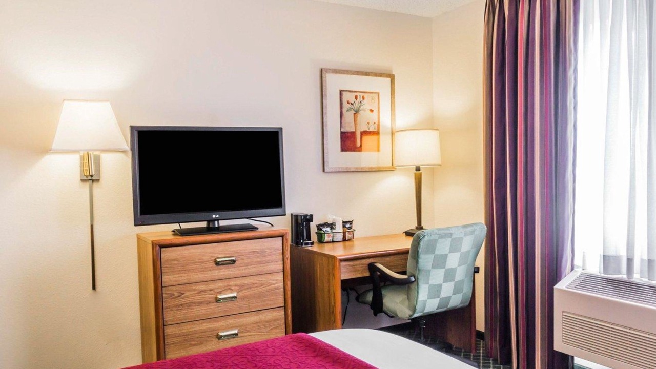 Photo of Bedroom in Golden