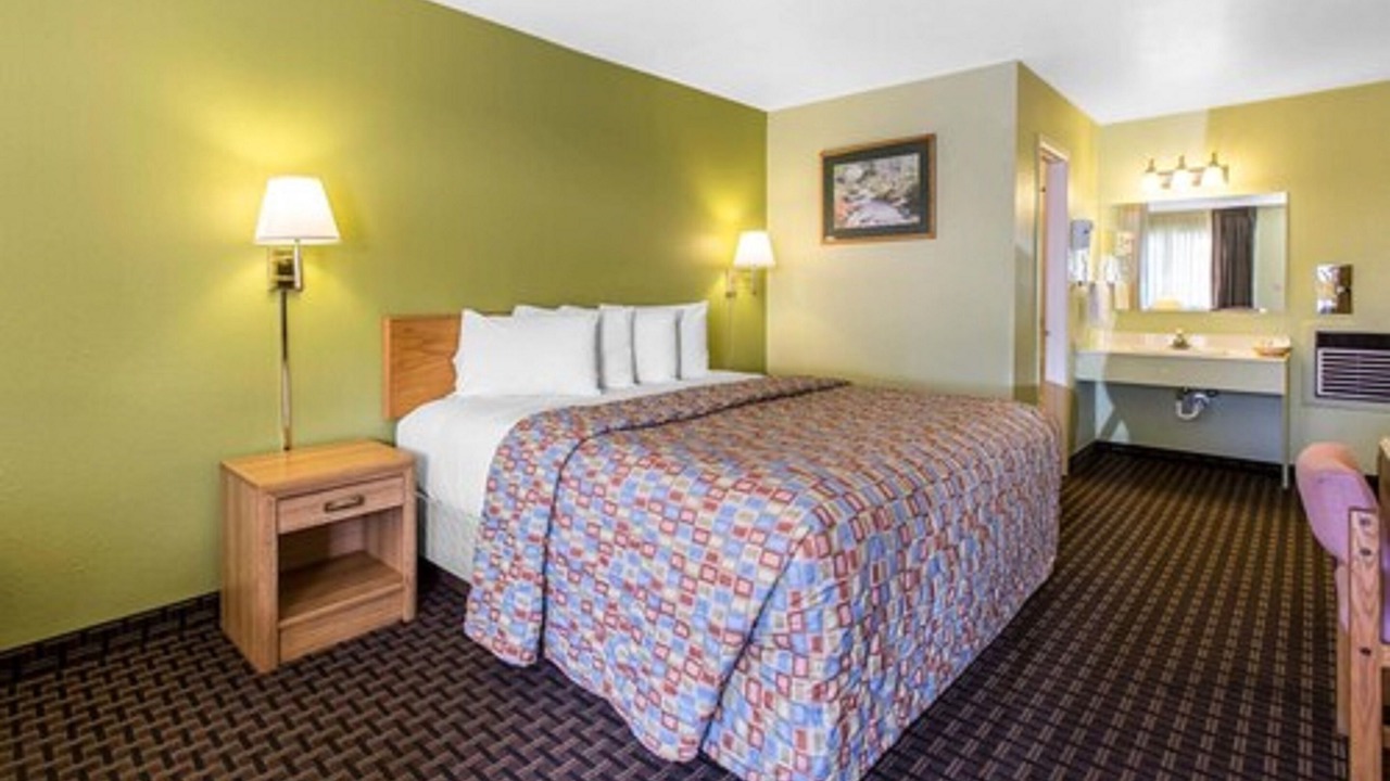 Photo of Bedroom in Gunnison