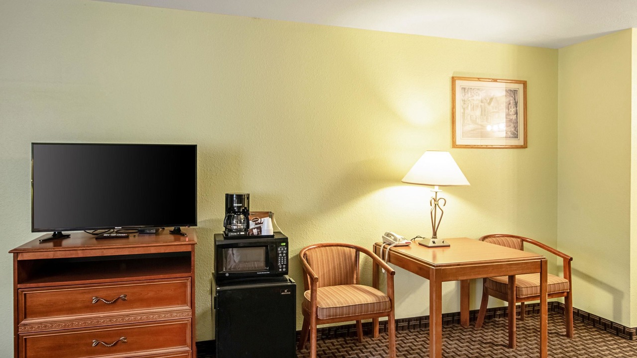 Photo of Bedroom in Gunnison