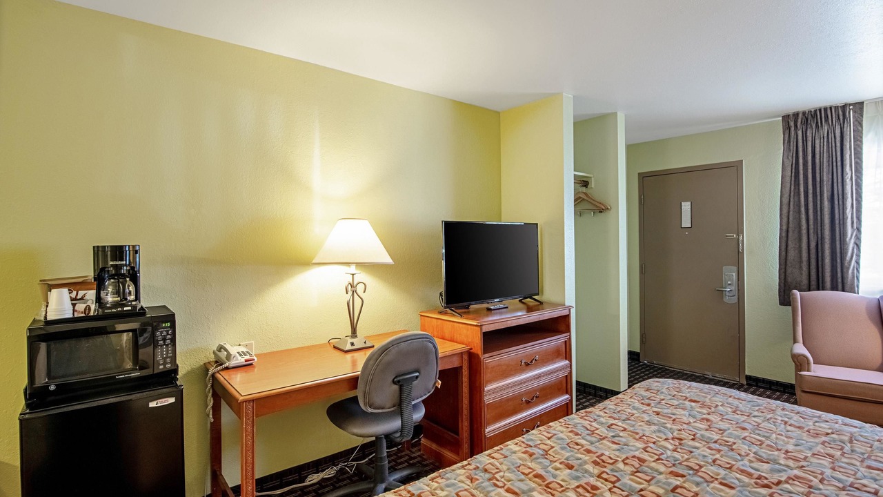 Photo of Bedroom in Gunnison