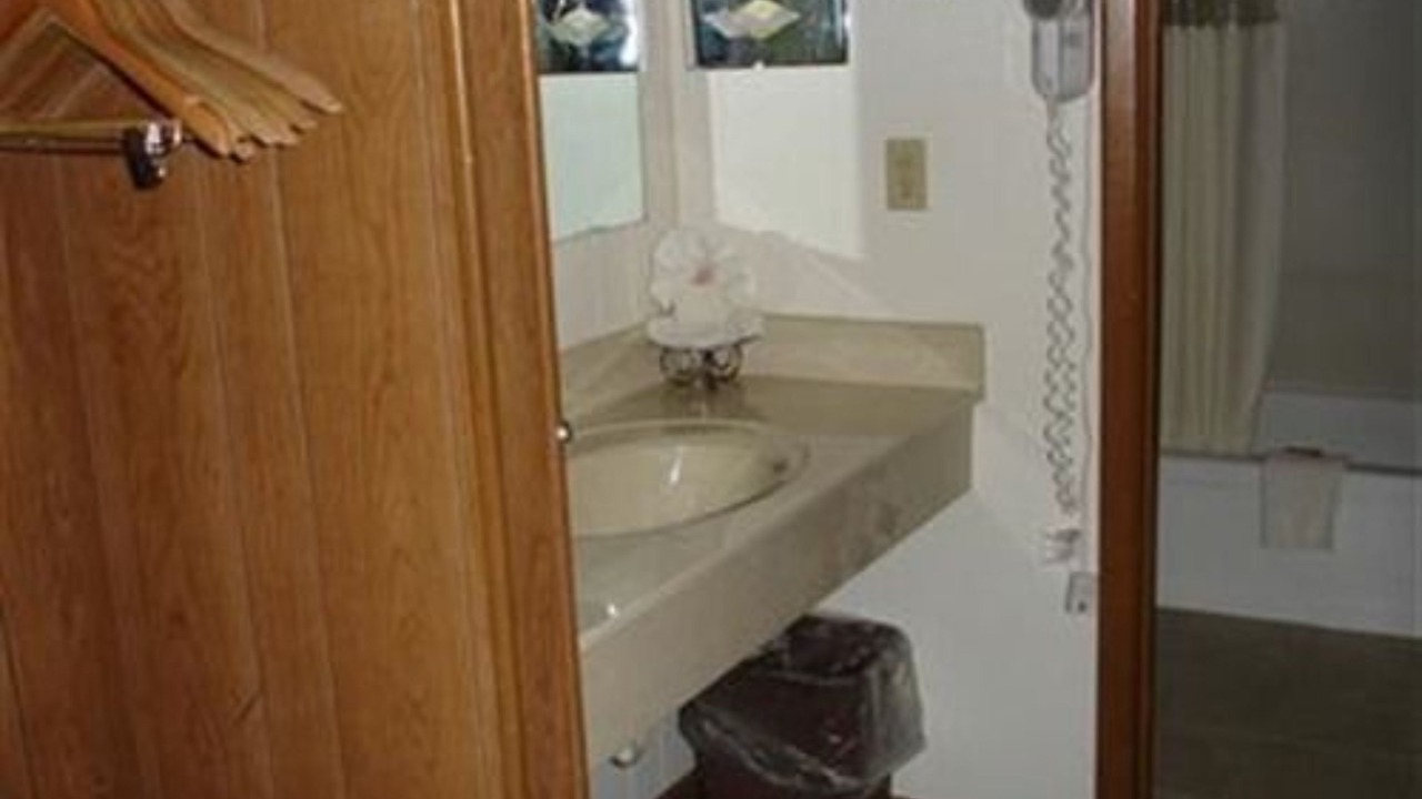 Photo of Bathroom in Historic District