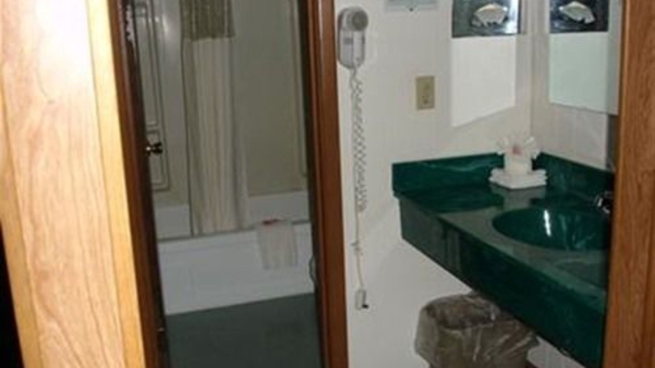 Photo of Bathroom in Historic District