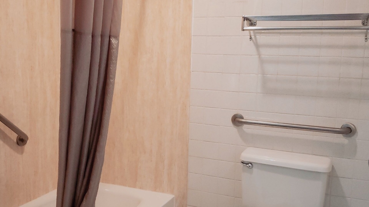 Photo of Bathroom in Canon City