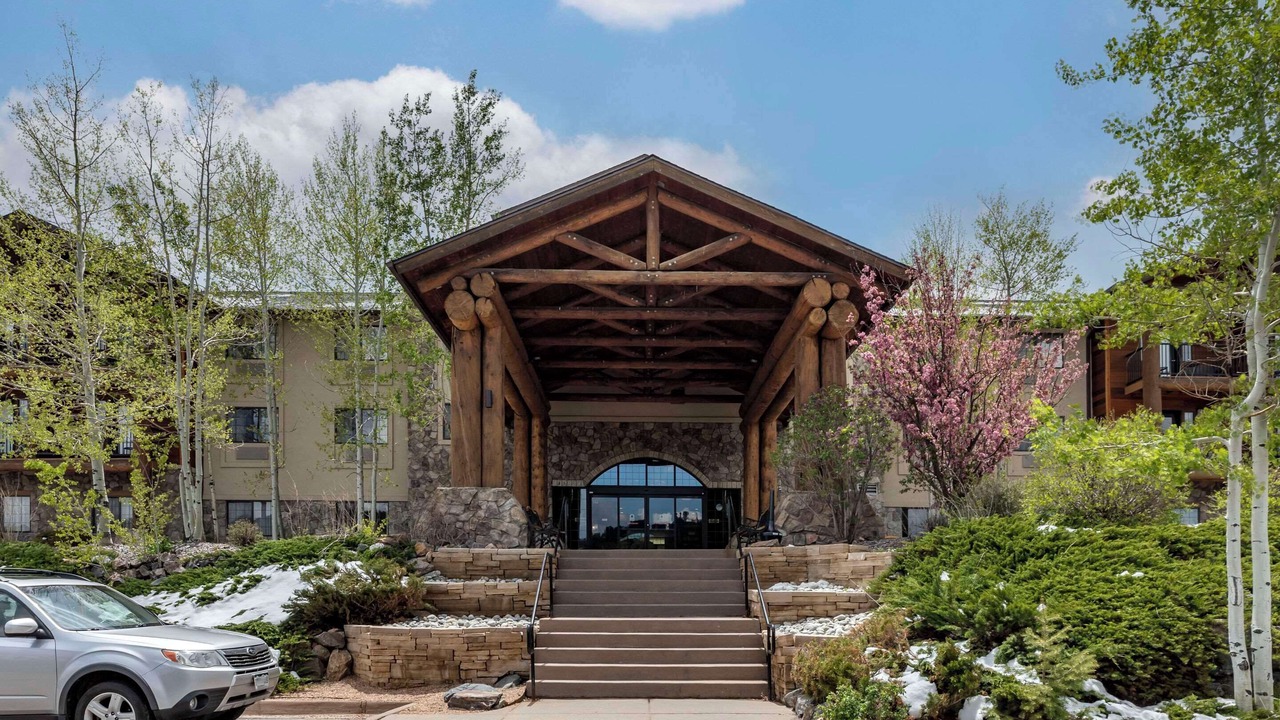 Photo of Outdoor in North Central Evergreen