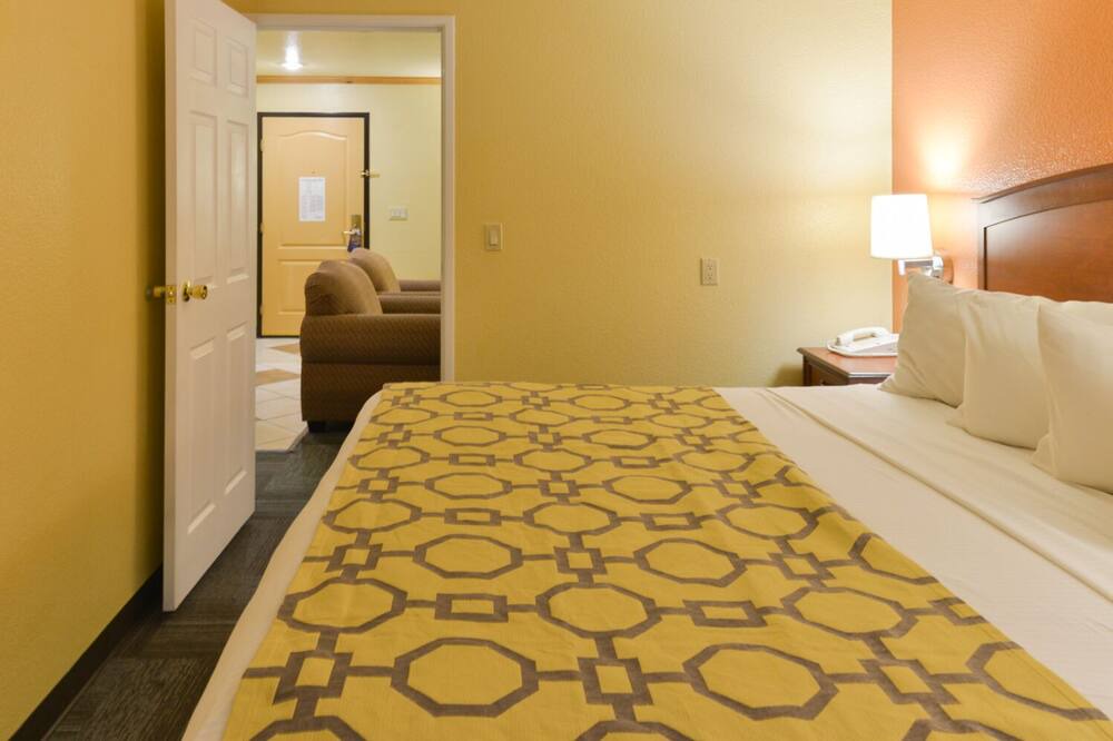 Photo of Bedroom in Northeast Colorado Springs