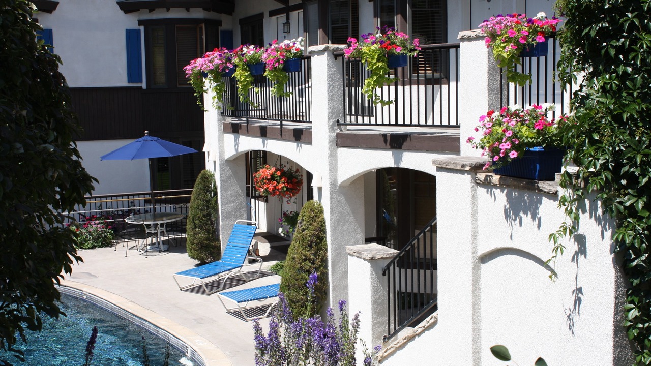 Photo of Outdoor in West End