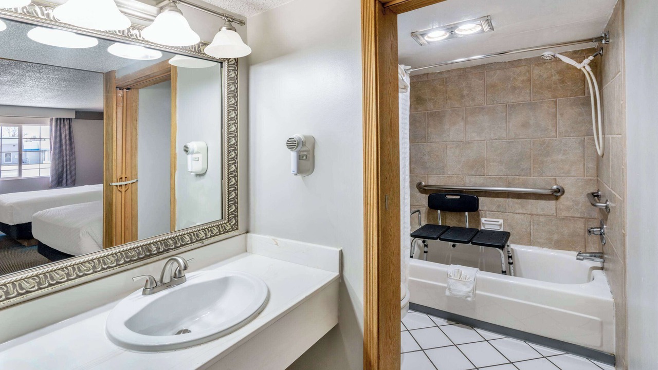 Photo of Bathroom in Delta