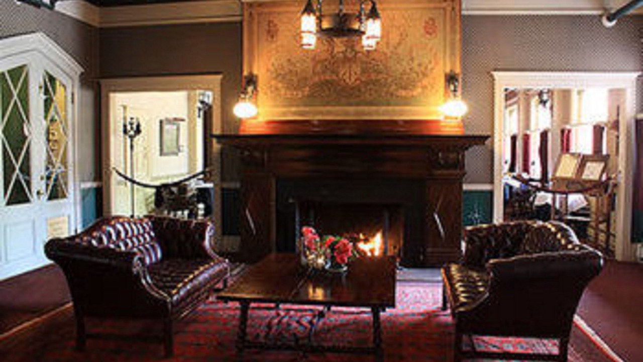 Photo of Livingroom in Redstone