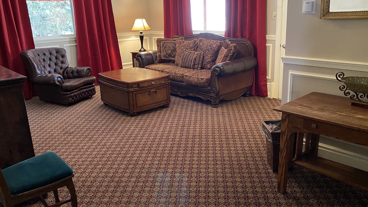 Photo of Bedroom in Redstone