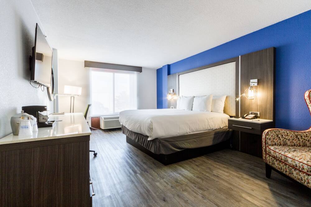 Photo of Bedroom in Northeast Park Hill