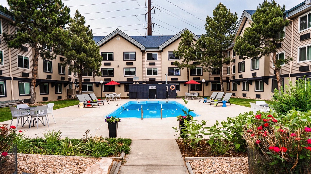 Photo of Outdoor in Denver West