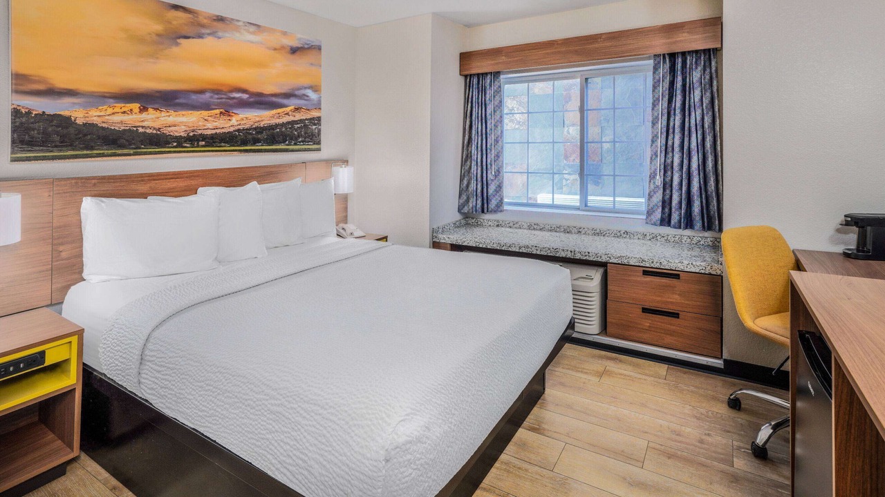 Photo of Bedroom in Greeley