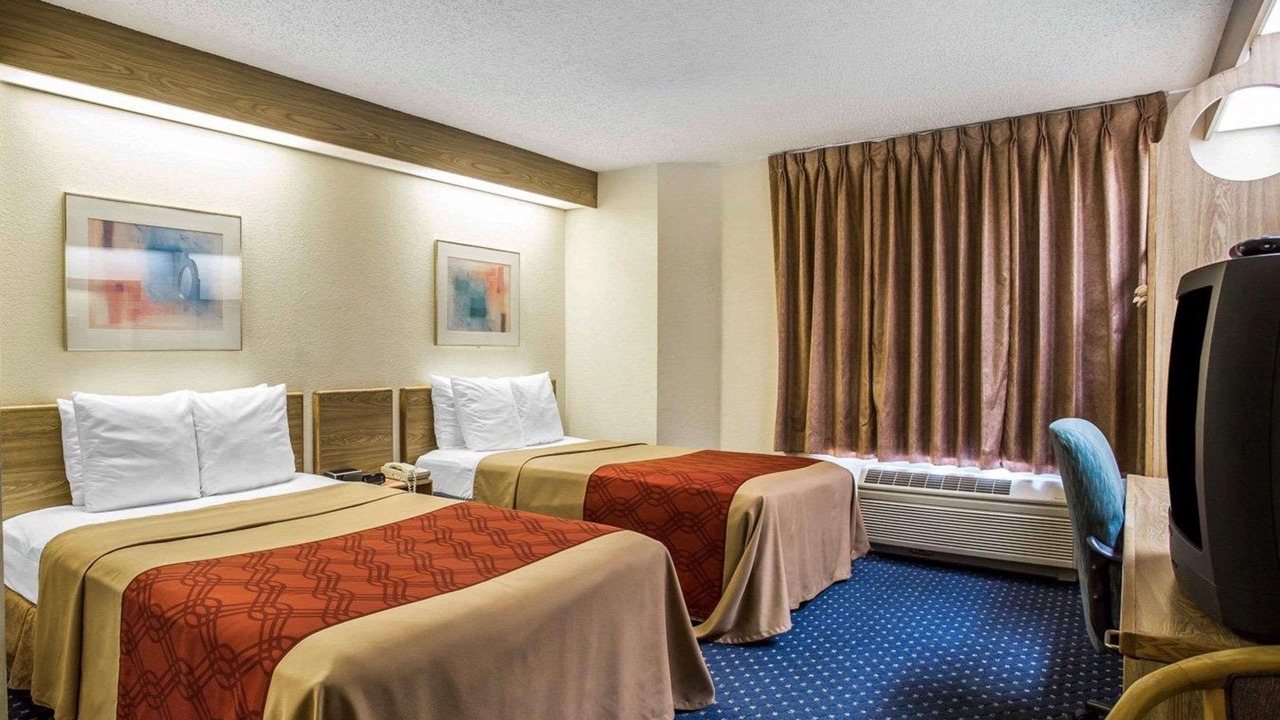 Photo of Bedroom in Aurora