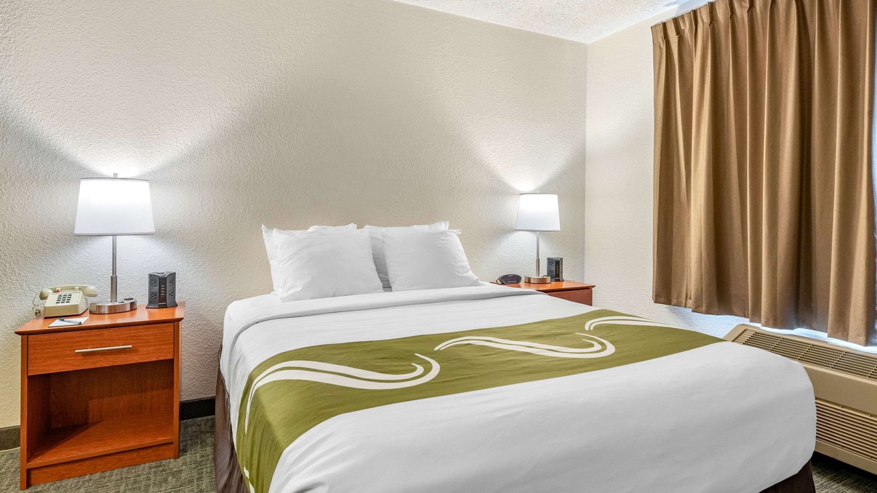 Photo of Bedroom in Canon City