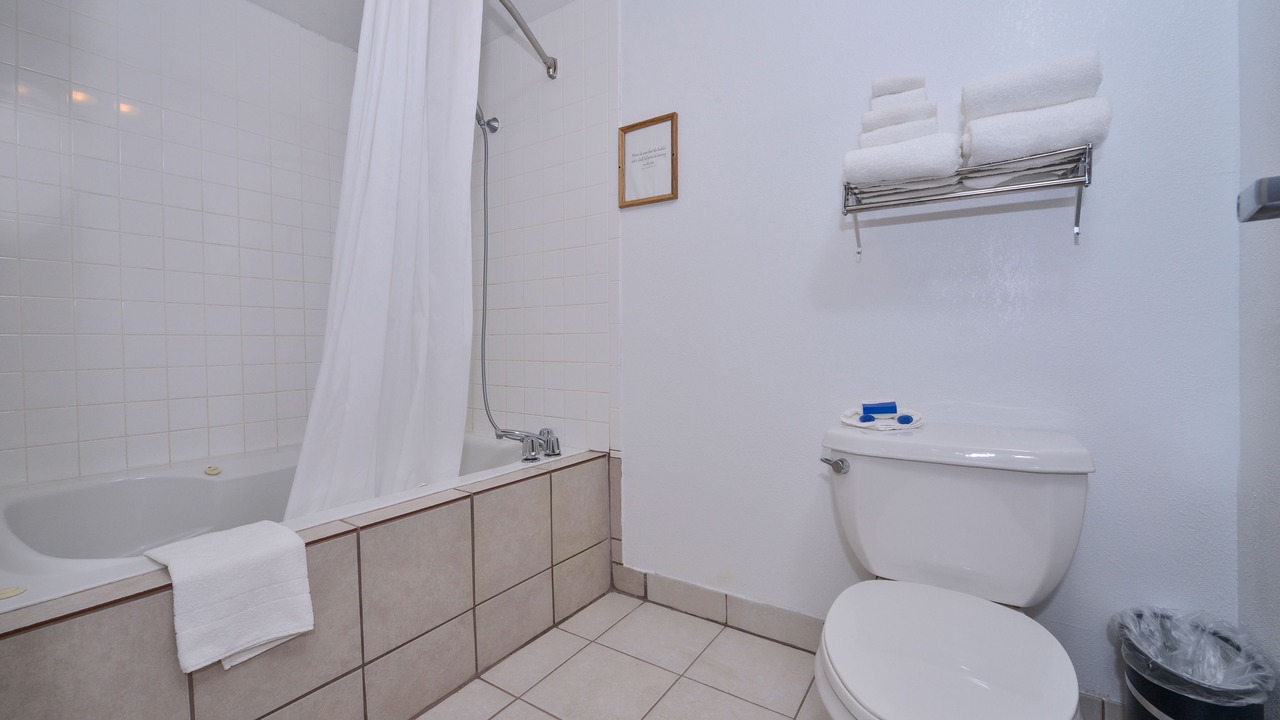 Photo of Bathroom in Canon City