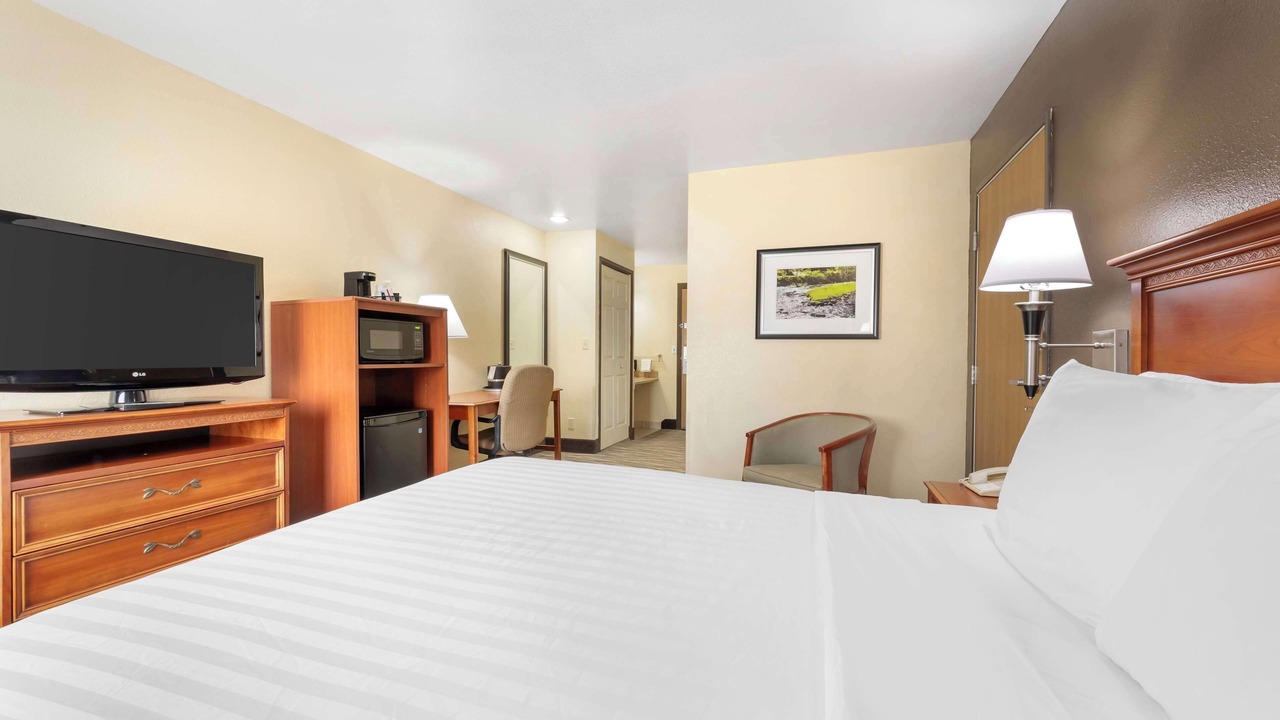 Photo of Bedroom in Canon City
