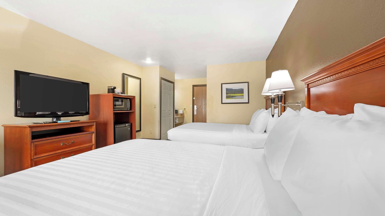Photo of Bedroom in Canon City