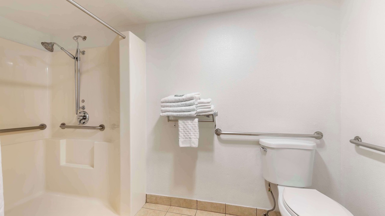 Photo of Bathroom in Canon City