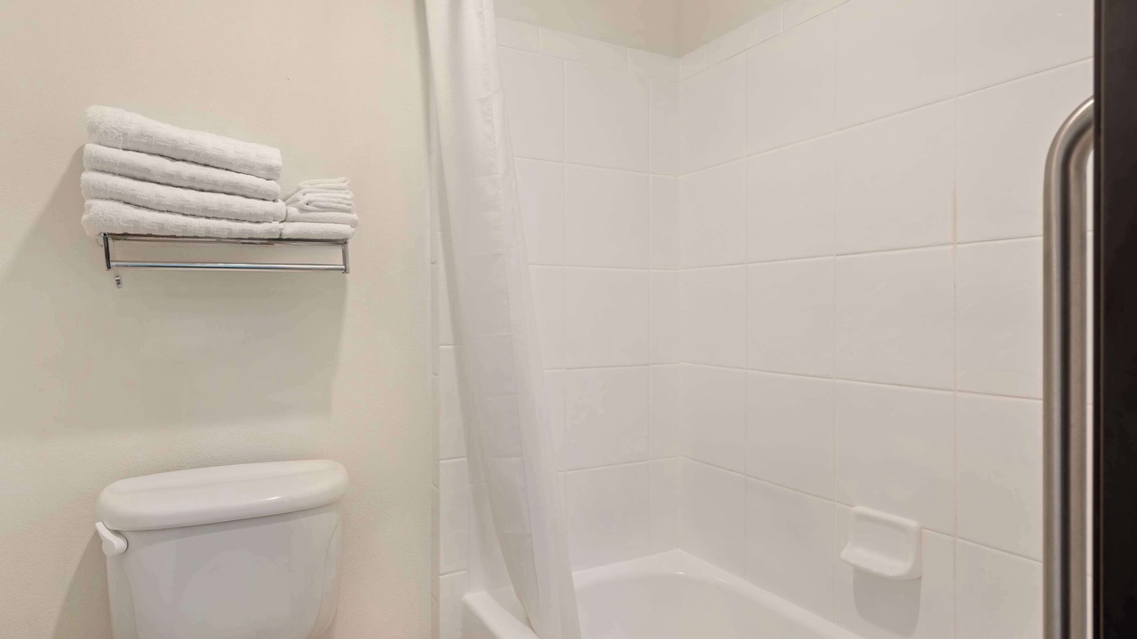 Photo of Bathroom in Canon City