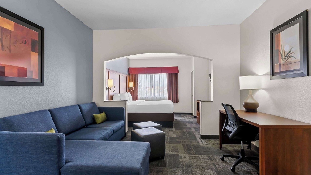 Photo of Bedroom in Englewood