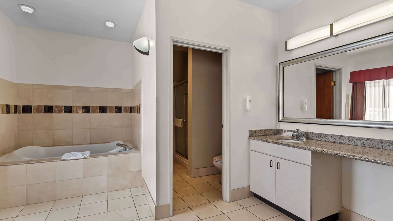 Photo of Bedroom in Englewood