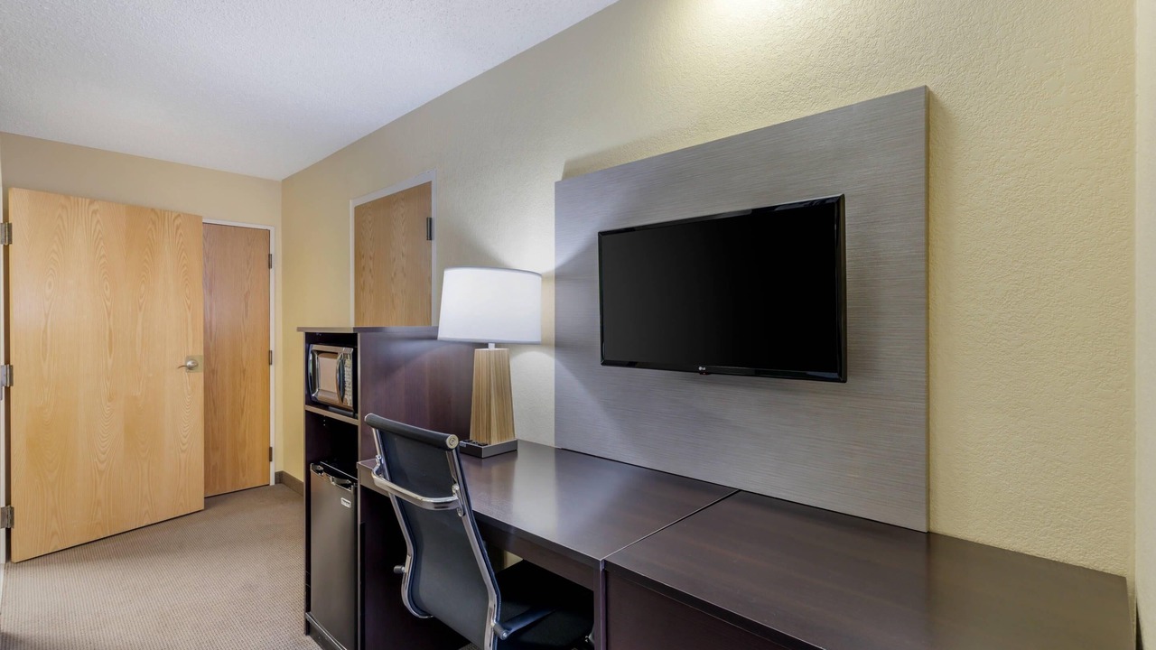 Photo of Bedroom in Greenwood Village