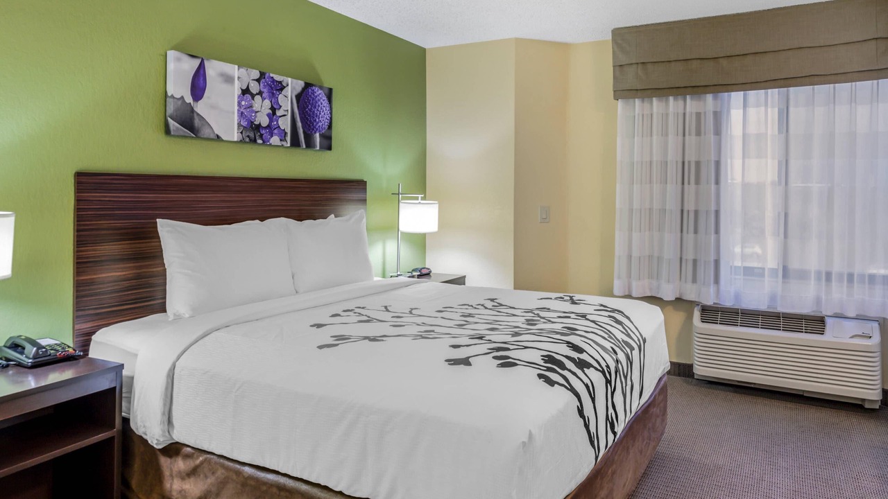 Photo of Bedroom in Greenwood Village